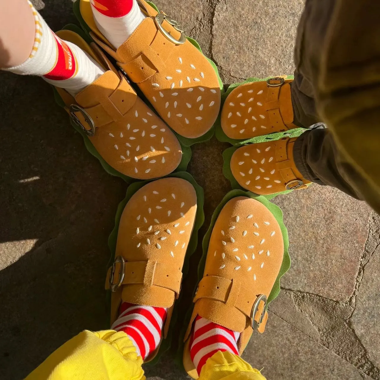 🍔 BurgerStocks Clogs