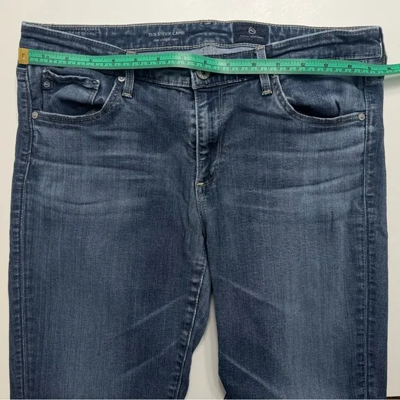 AG Adriano Goldschmied Stevie Capri Slim Straight Denim Jeans Medium Wash Sz 30