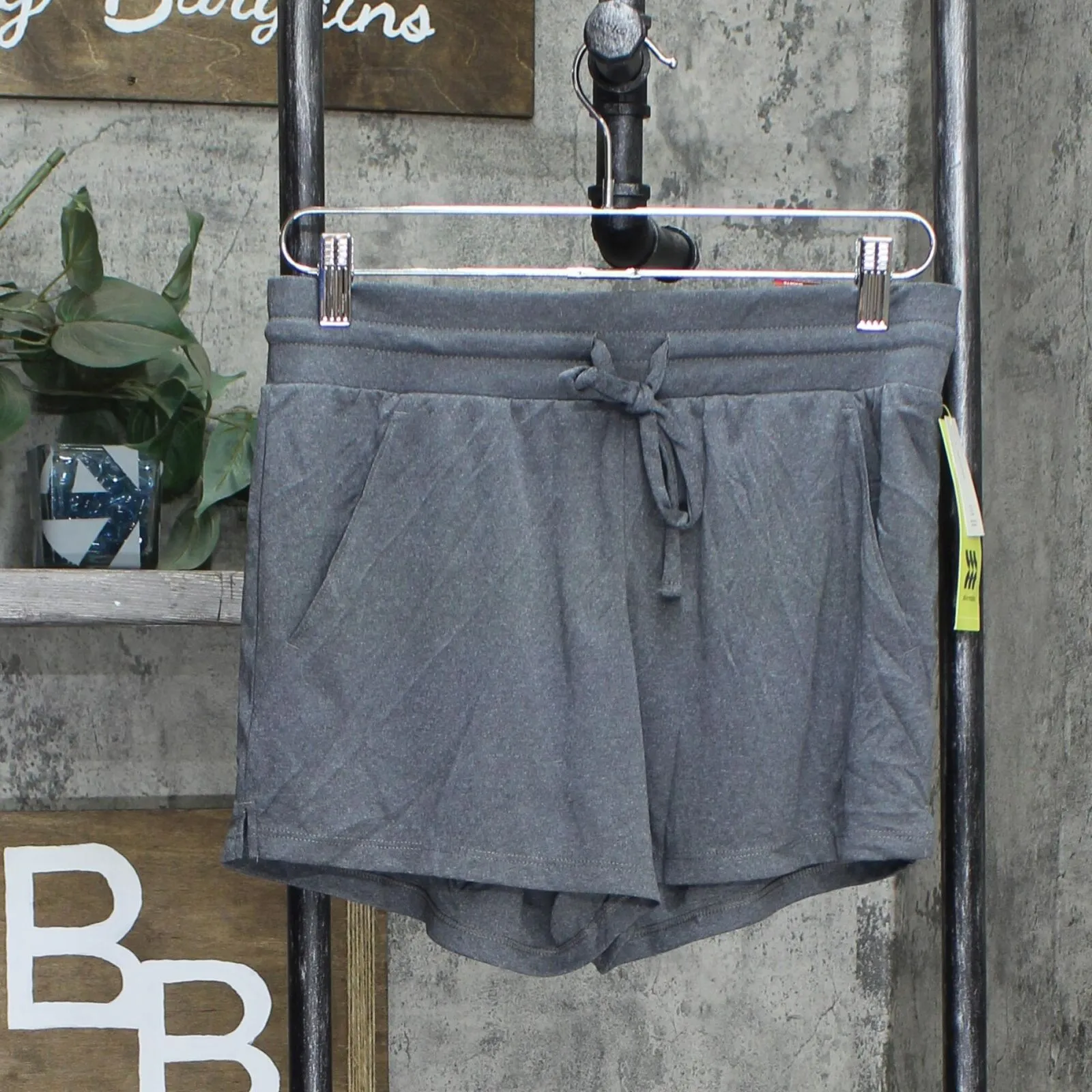 All in Motion Women's Essential Mid-Rise Knit Shorts 5 77283788
