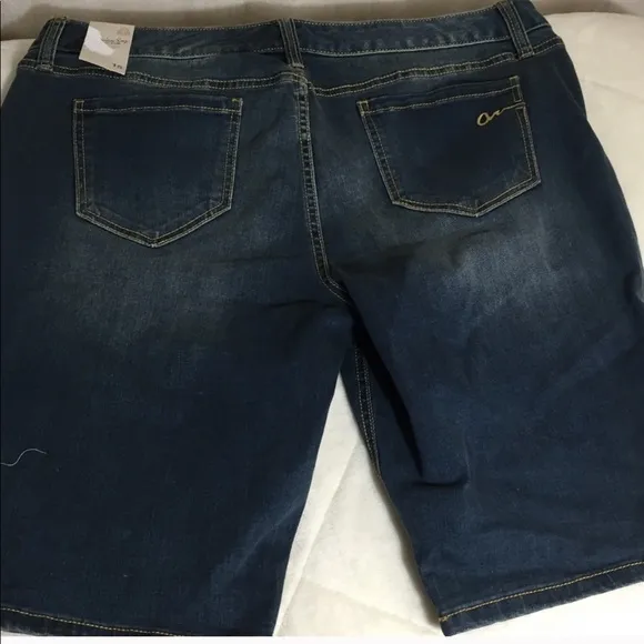 American Rag Jeans Worn Look Shorts Size 15