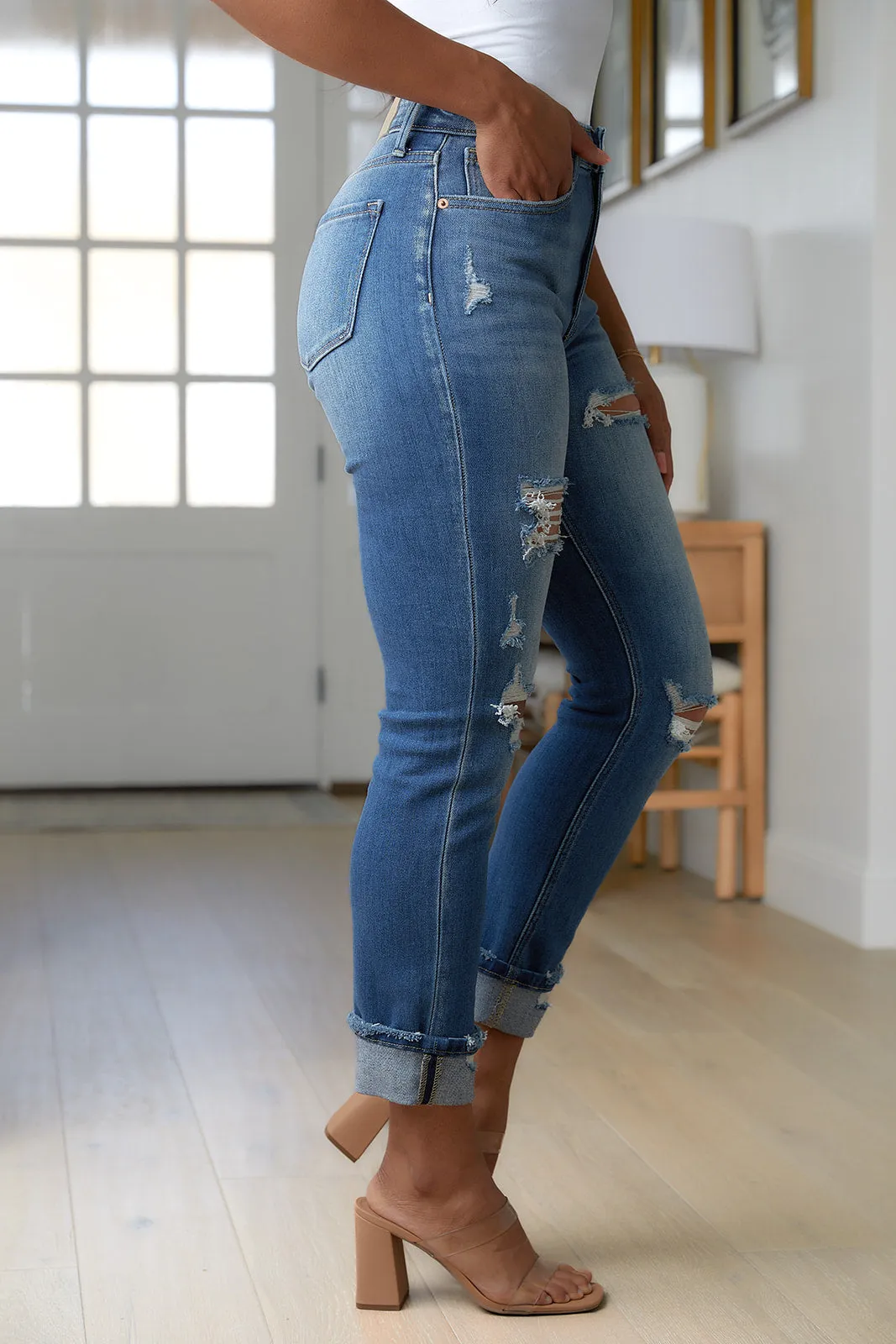ARTEMIS Belinda High Rise Distressed Straight Jeans