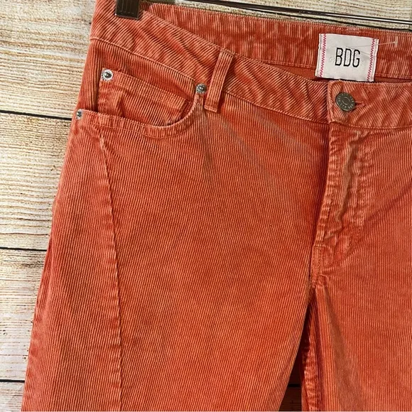 BDG corduroy extreme flare orange jeans Size 27/4US cotton stretch