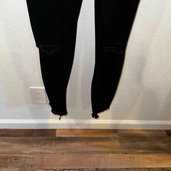 BLANQI Maternity Black Distressed Skinny Jeans with Belly Support Size 4