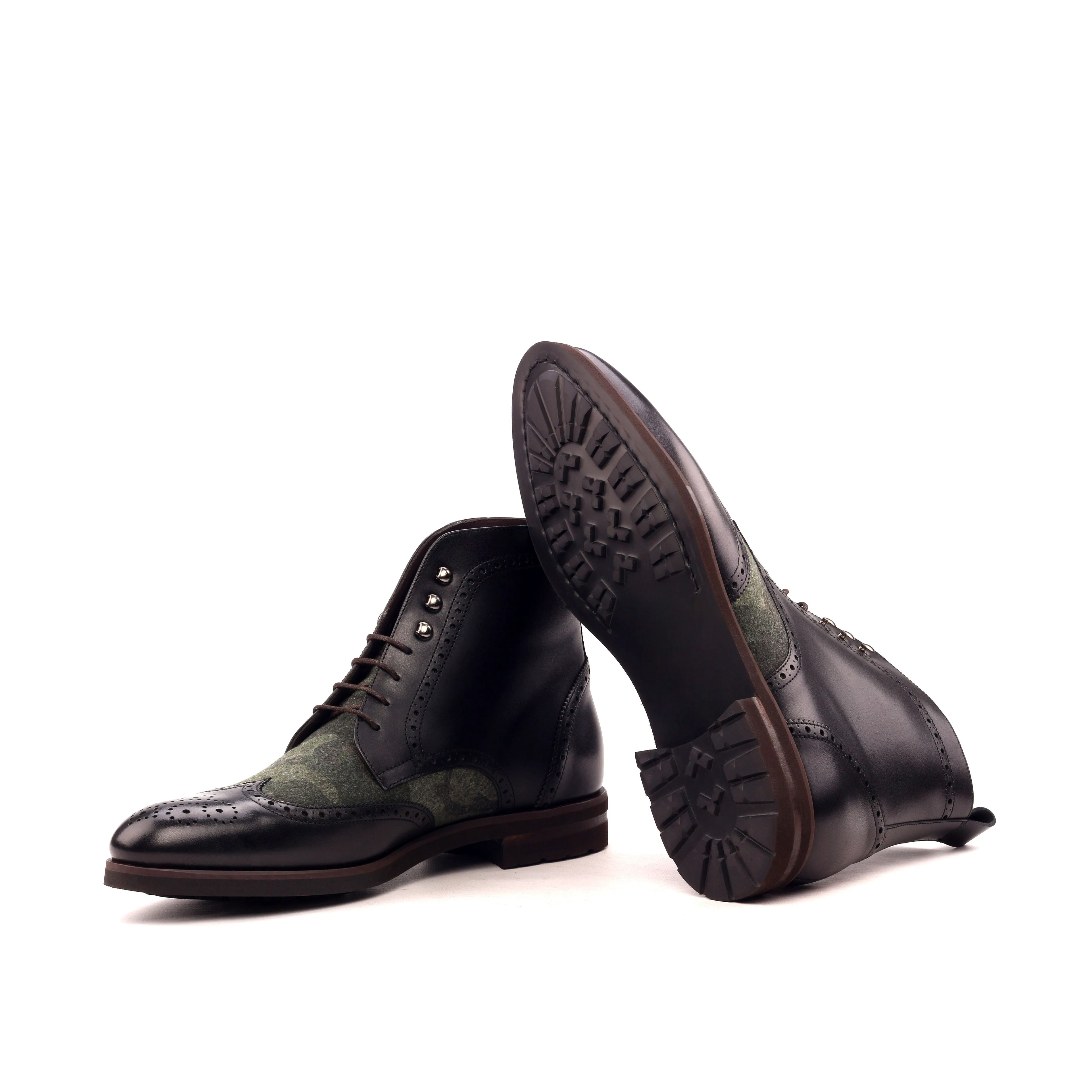 Brogue Boot • Black & Camo