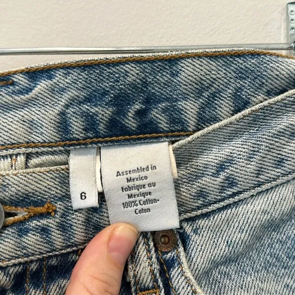 Calvin Klein Jeans shorts | classic 5 pocket jean light stone washed, size 2/4