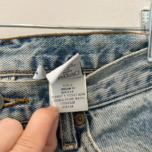 Calvin Klein Jeans shorts | classic 5 pocket jean light stone washed, size 2/4