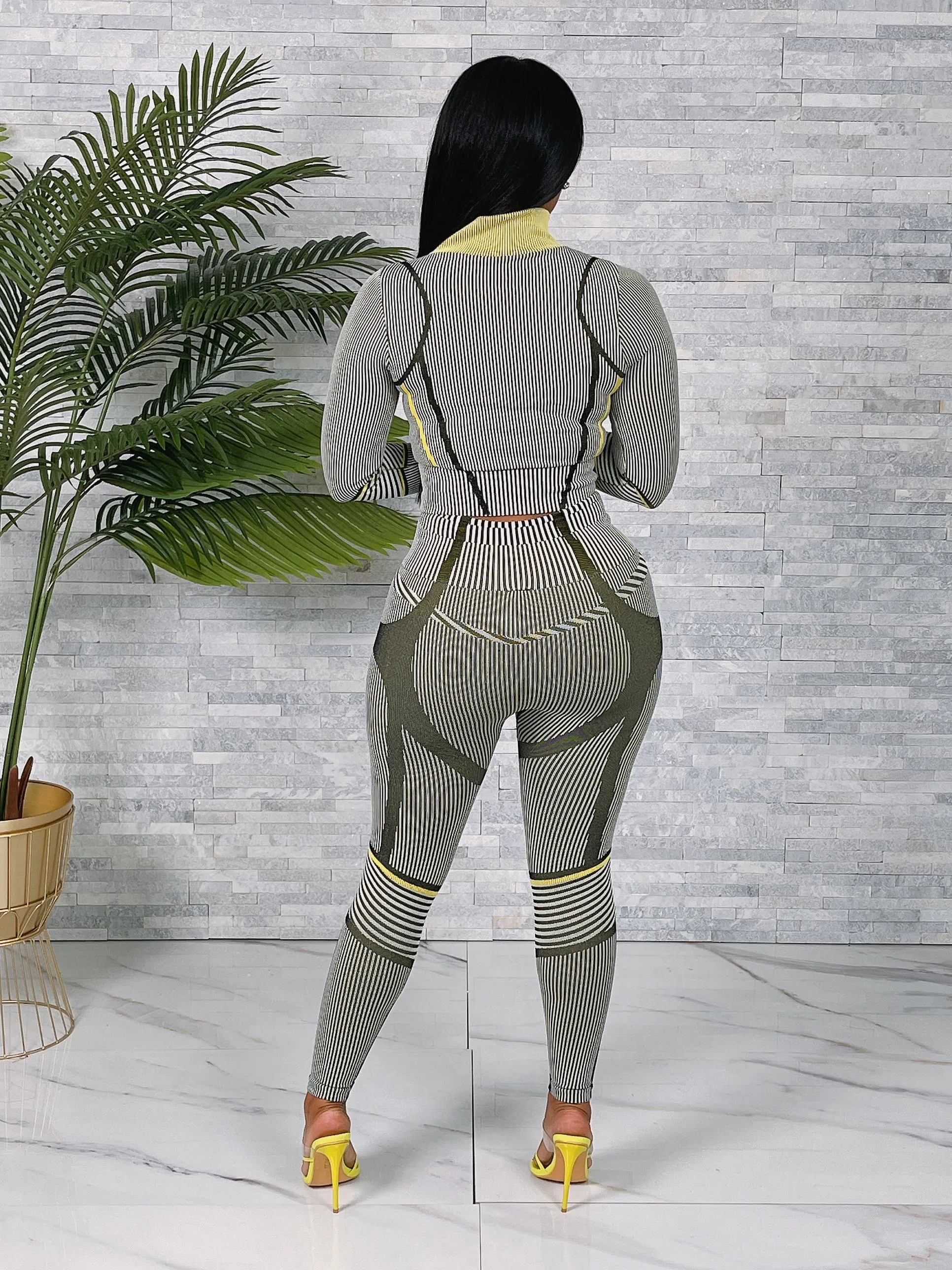 CARDI03P - ACTIVEWEAR SLIM FIT YOGA SET