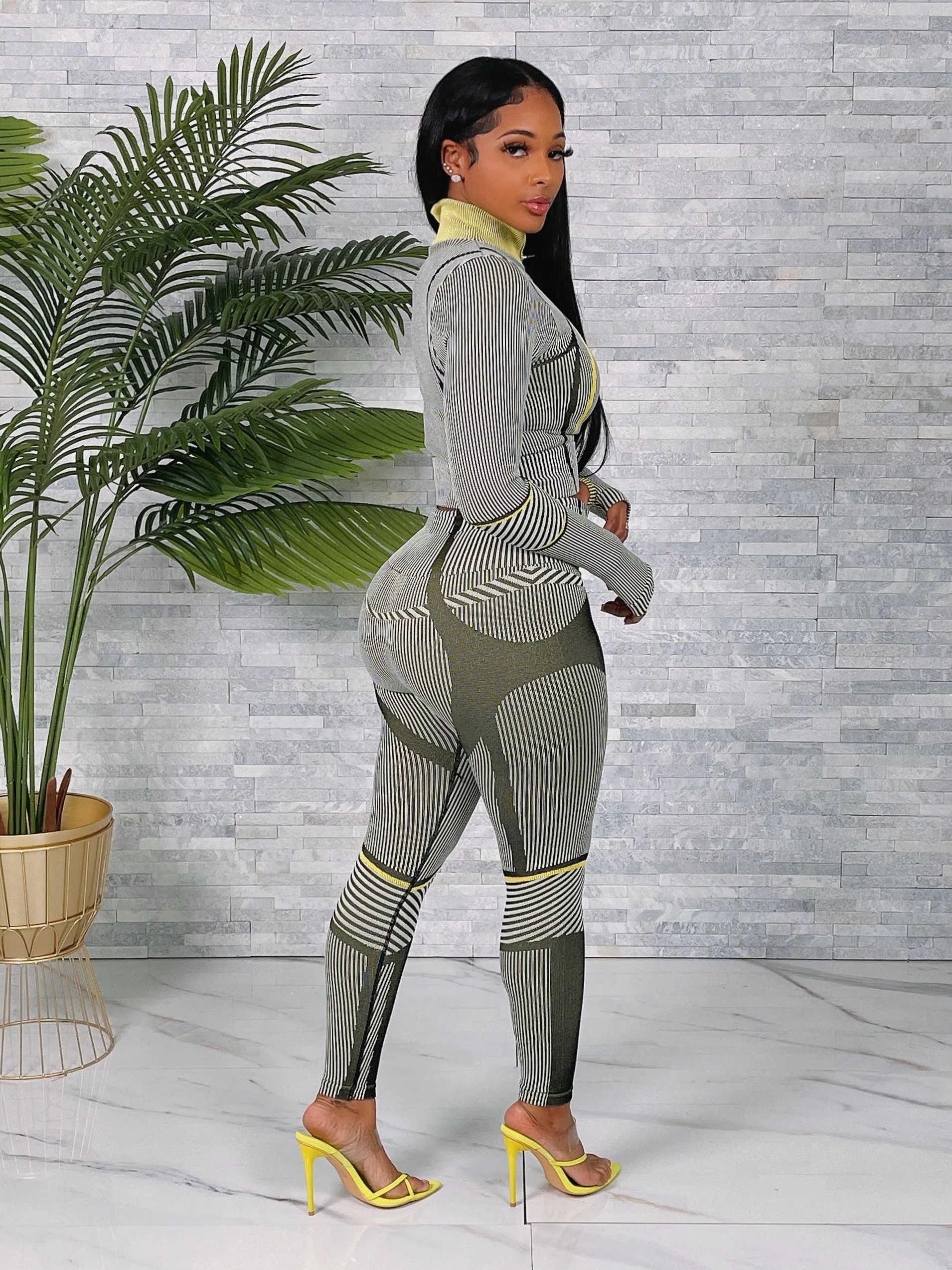 CARDI03P - ACTIVEWEAR SLIM FIT YOGA SET