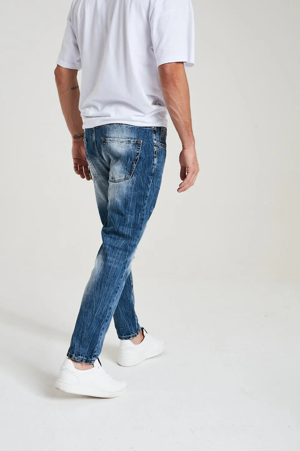 Classic Blue Jeans With Pocket Detail