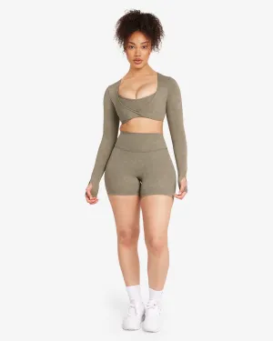Fade Scrunch Shorts 6" | Olive