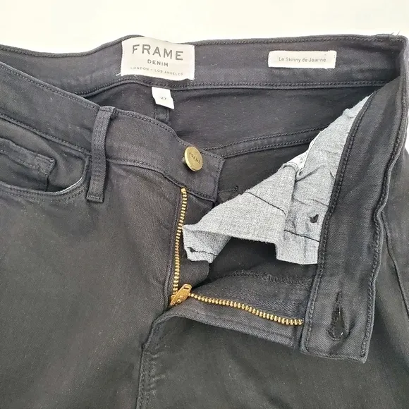 FRAME Women's Le Skinny de Jeanne Distressed Jeas