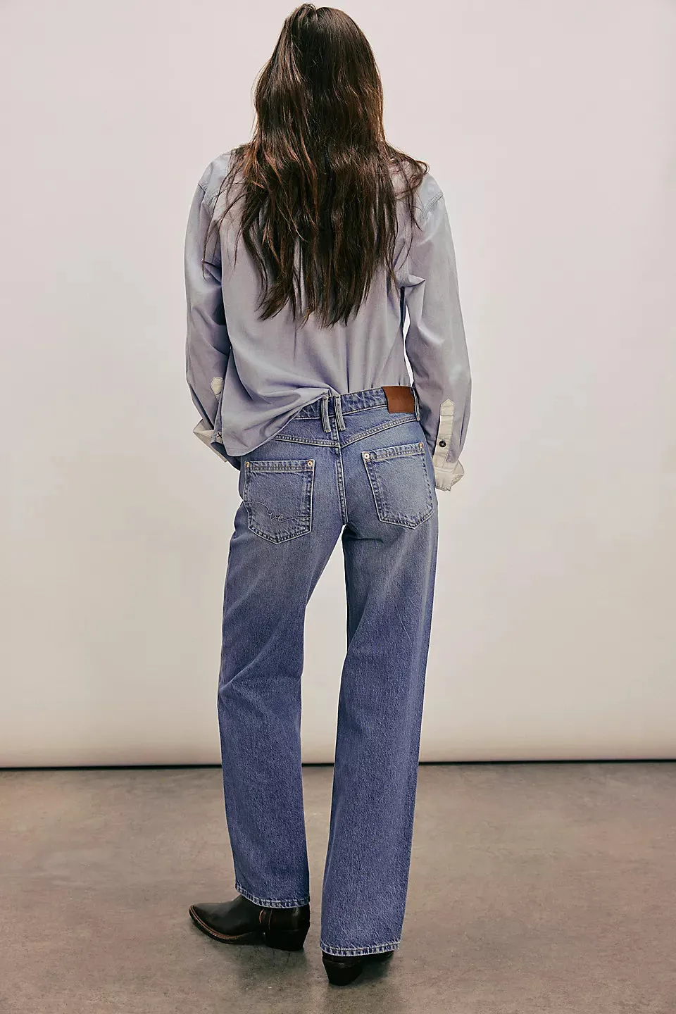 Free People TENNESSEE LOW-RISE BOYFRIEND DENIM