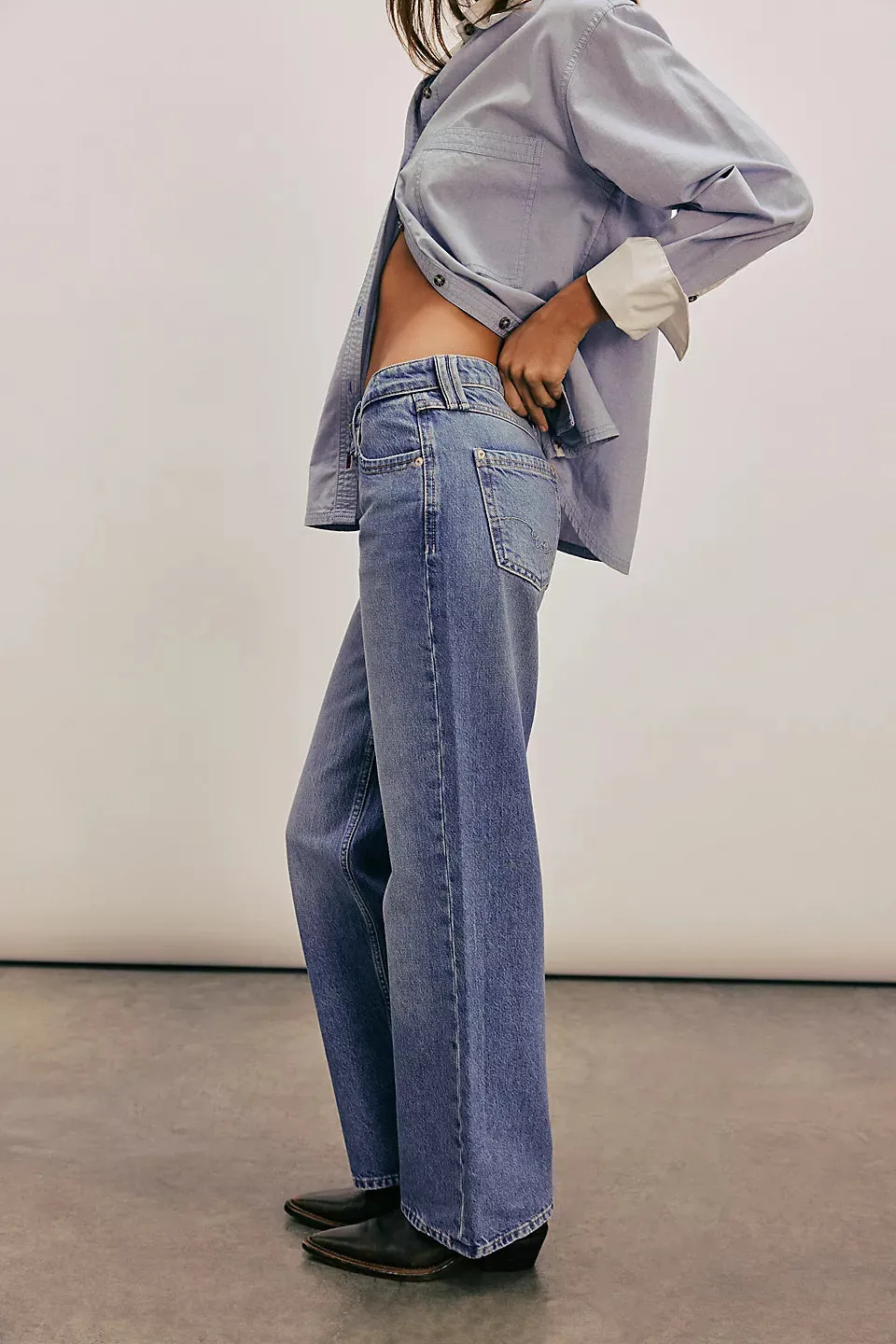 Free People TENNESSEE LOW-RISE BOYFRIEND DENIM
