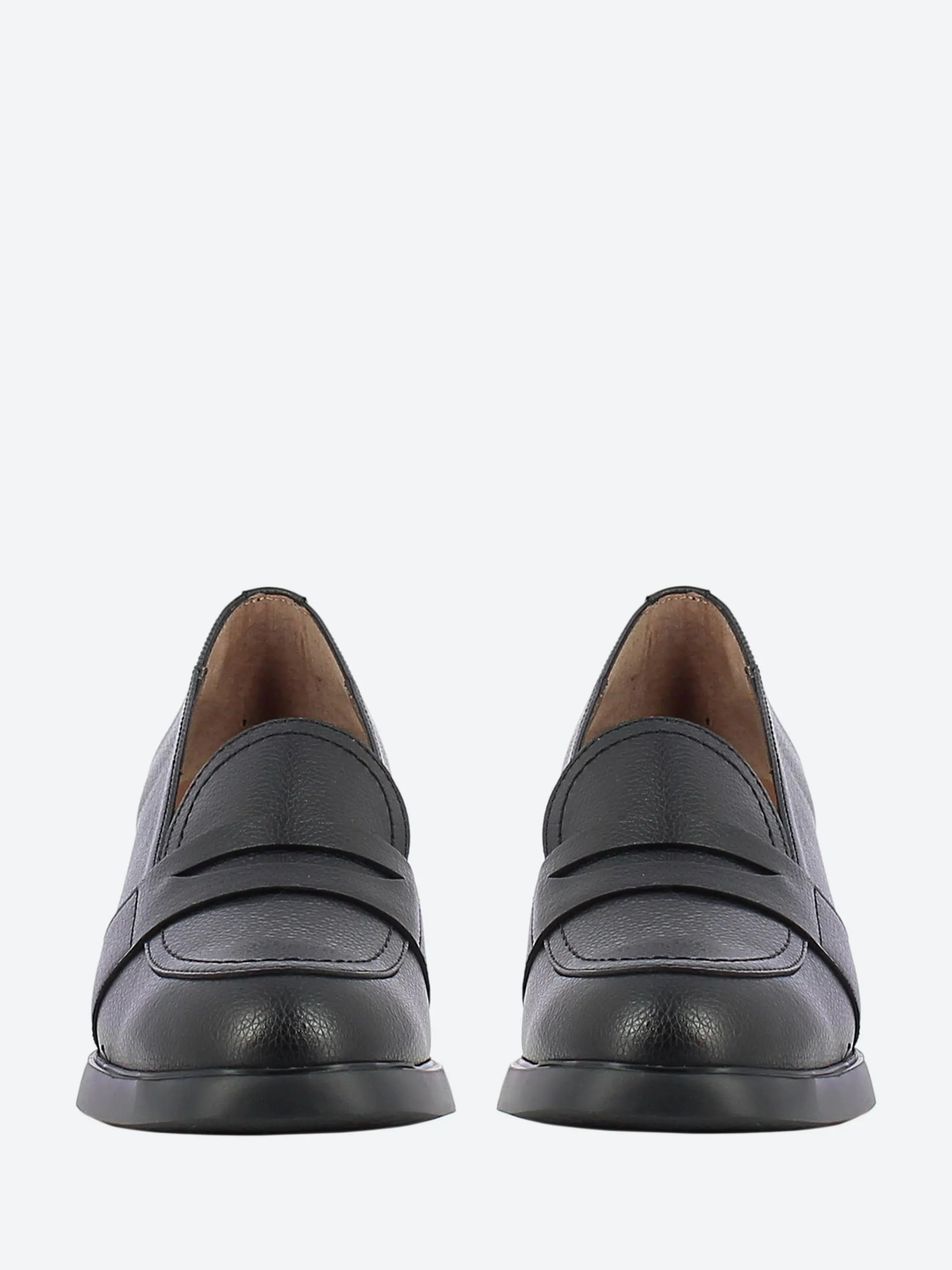 G-6107 Heel Loafer
