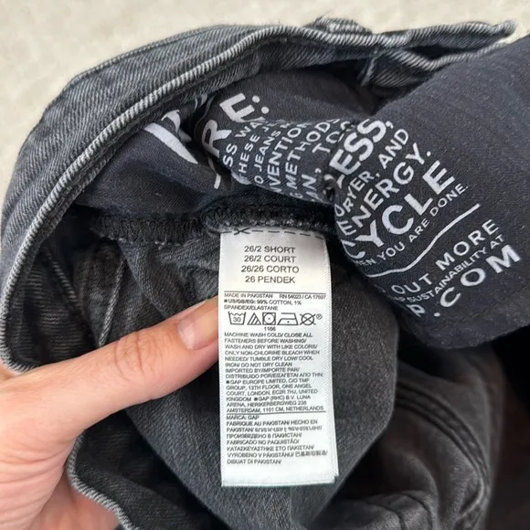 Gap “high rise stride” jeans faded washed black grey gray denim high waisted