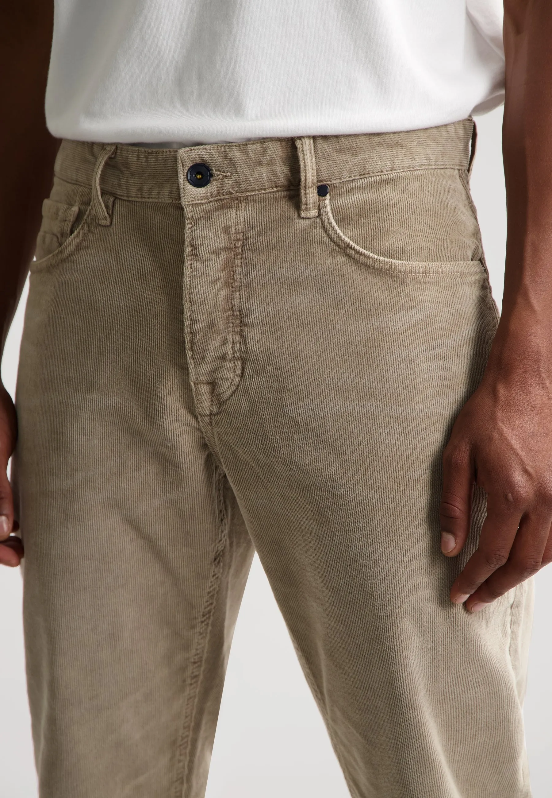 Gent D Loose Tapered Fit Faded Ribcord