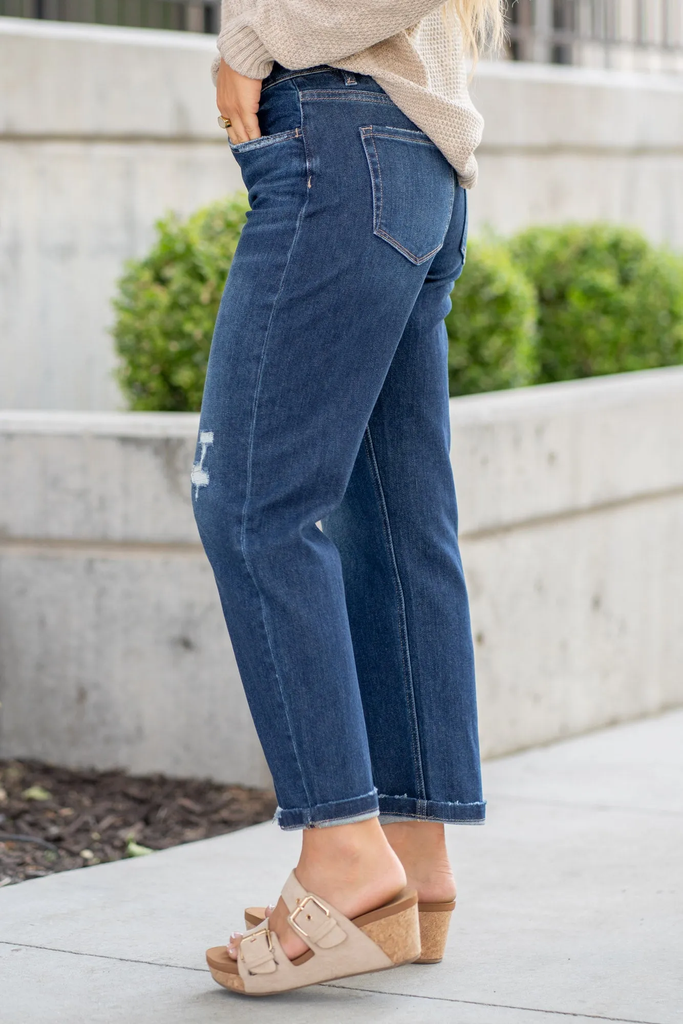 Glaucous High Rise Barrel Jeans