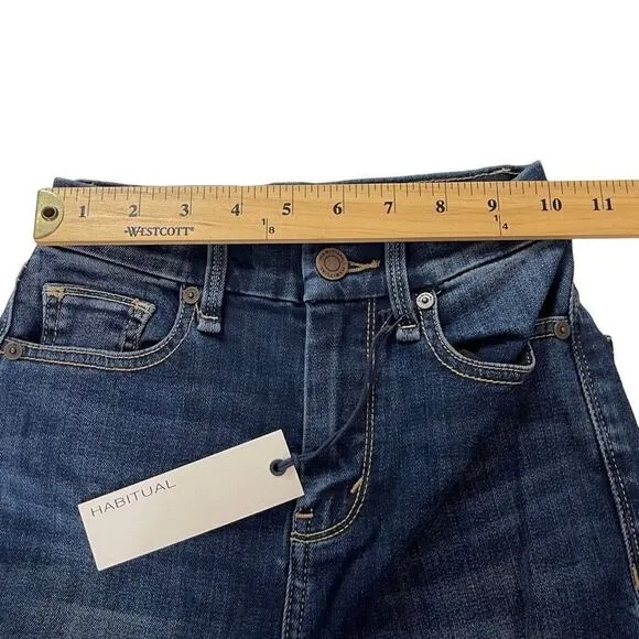 Habitual Women's Palo Crop Flare Jeans Size 24 New
