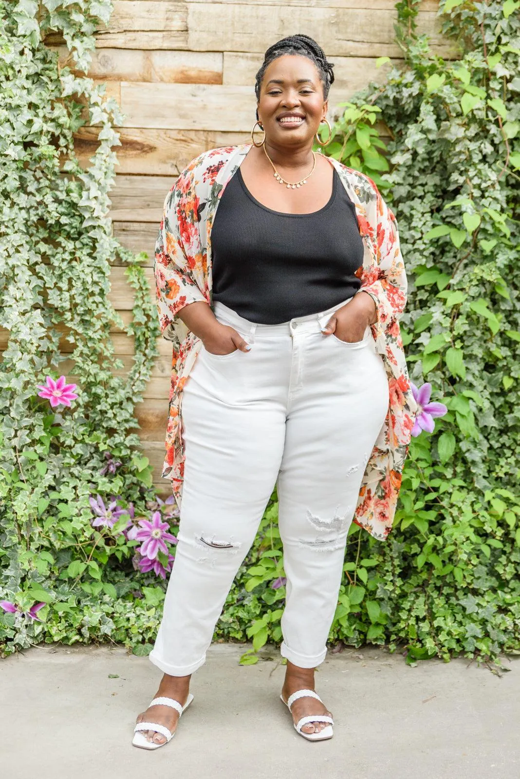 Hazel Blues® | Mid-Rise Boyfriend Destroyed White Jeans
