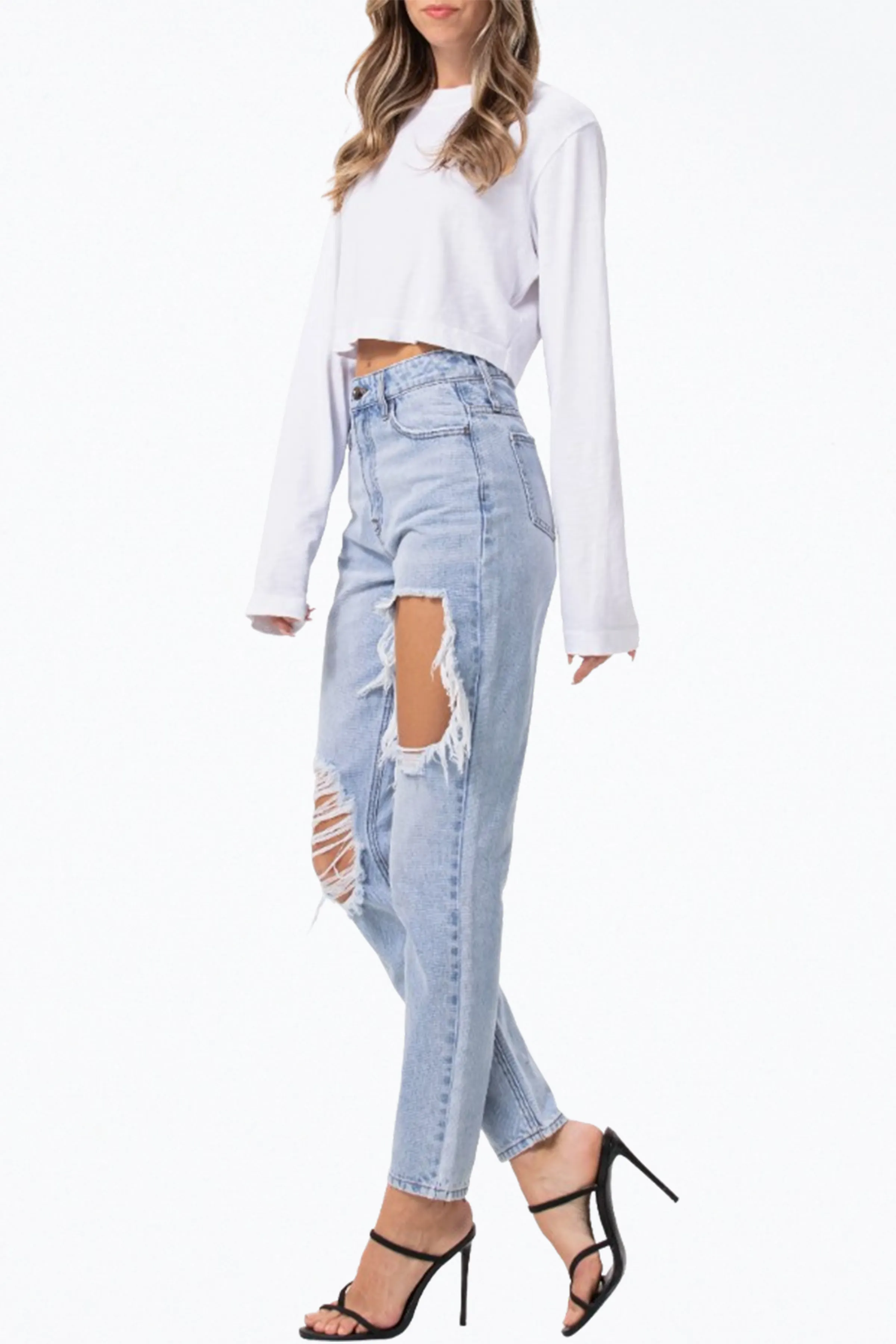 HIGH-RISE DISTRESSED TAPERED JEANS