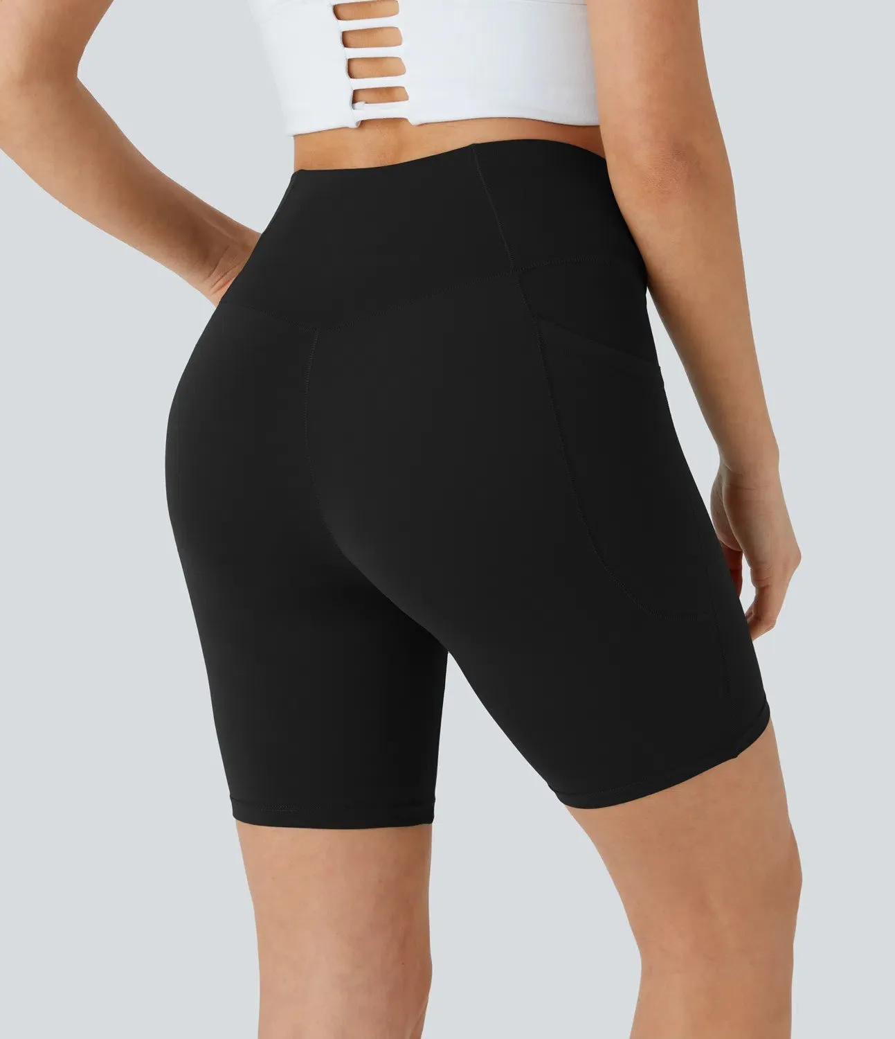 High-Waisted Crossover Yoga Biker Shorts – Leak Protection & Side Pocket (7”)