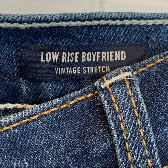Hollister Low Rise Boyfriend Jeans Distressed