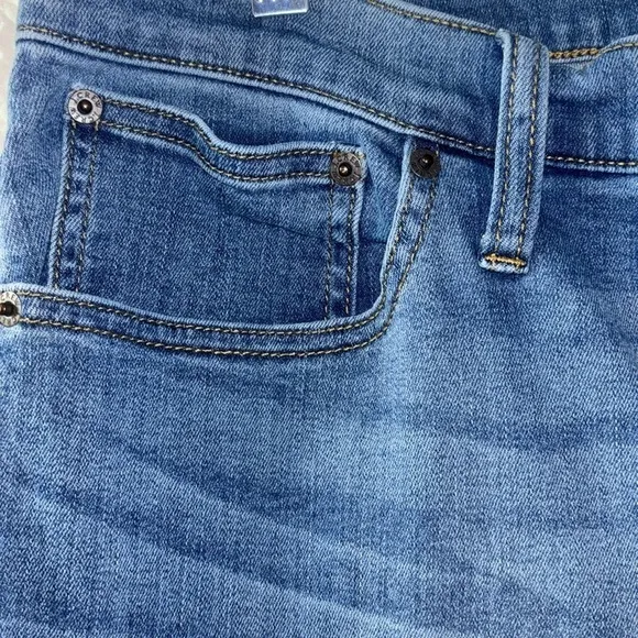 J. Crew High Rise Raw Hem Distressed‎ Skinny Jeans