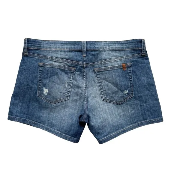 Joe’s Jeans NWOT Marylee Distressed Mid Rise Denim Shorts Size 31