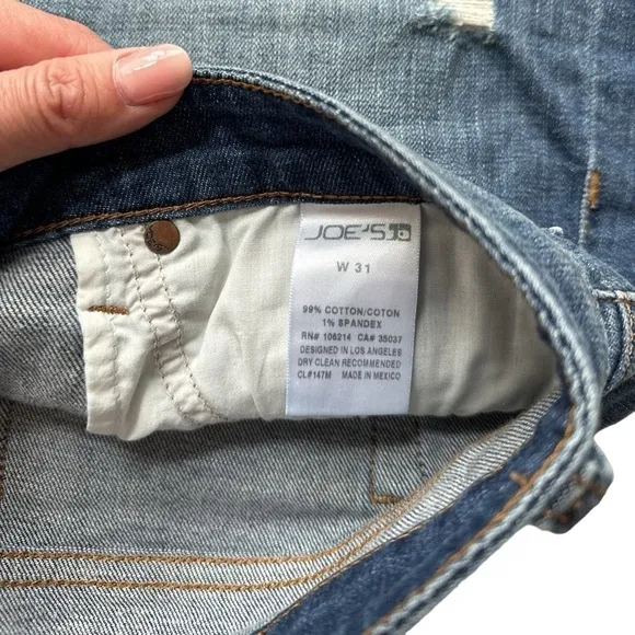 Joe’s Jeans NWOT Marylee Distressed Mid Rise Denim Shorts Size 31