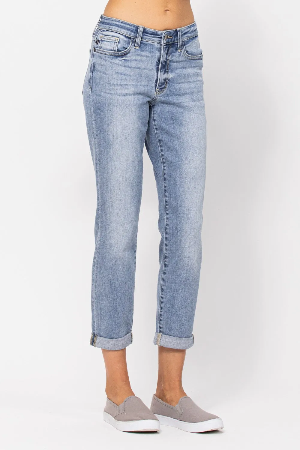 Judy Blue Midrise Bleach Boyfriend Denim