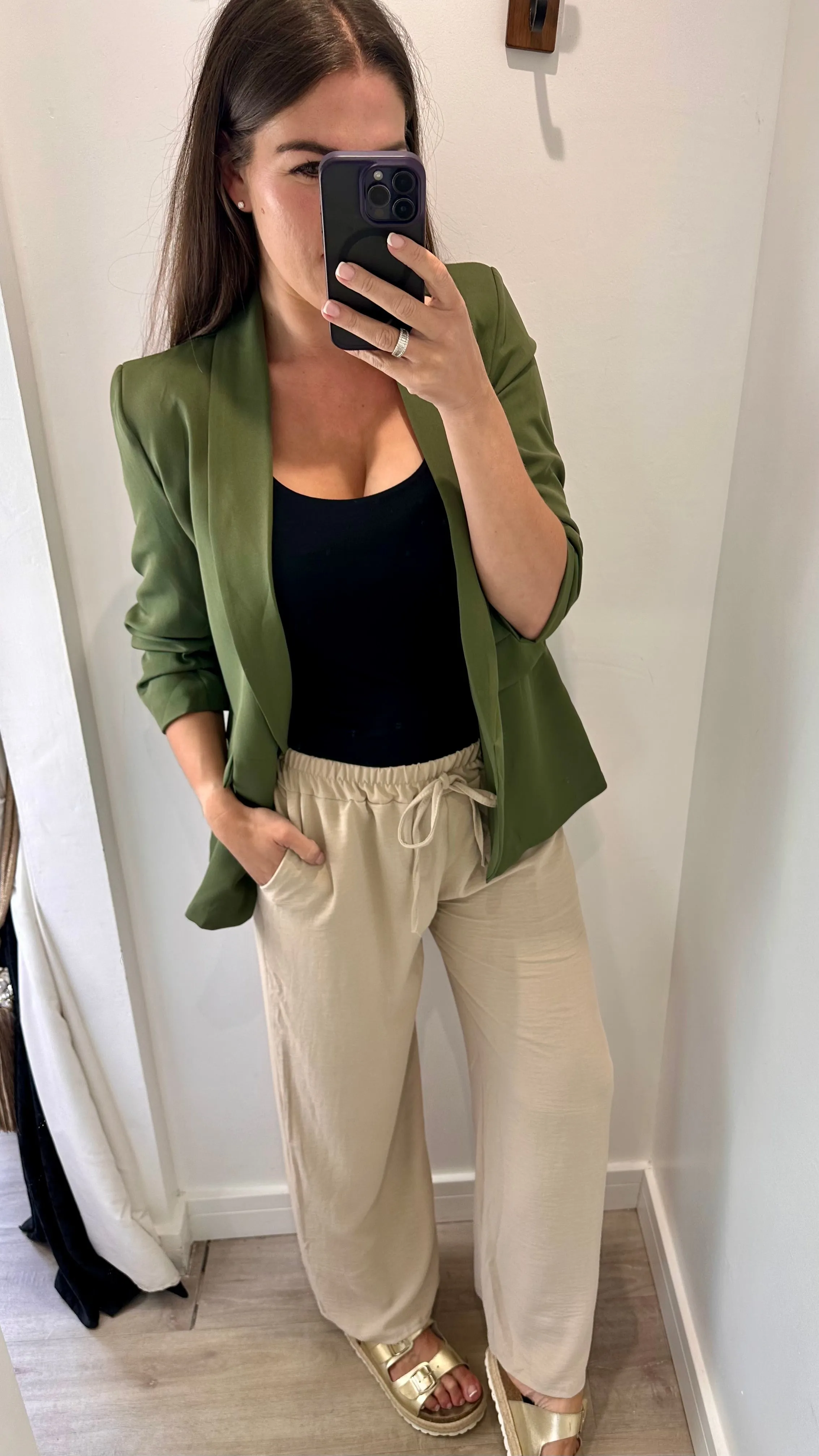 KHAKI RUCHED SLEEVE BLAZER