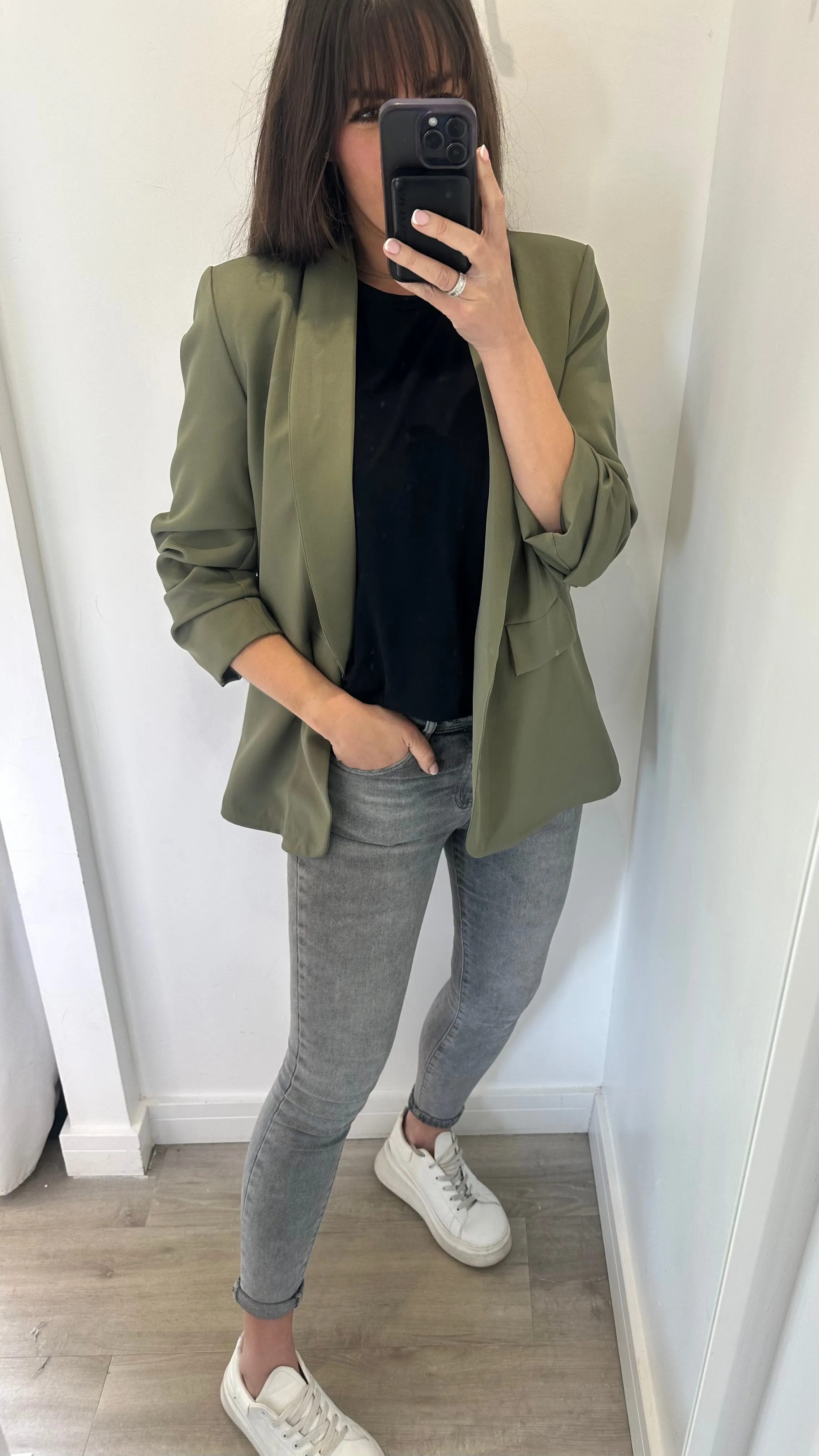 KHAKI RUCHED SLEEVE BLAZER
