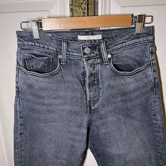 Levi's Premium SZ 27x28 Womens Wedgie Mid Rise Ankle Button Fly Jeans Stretch
