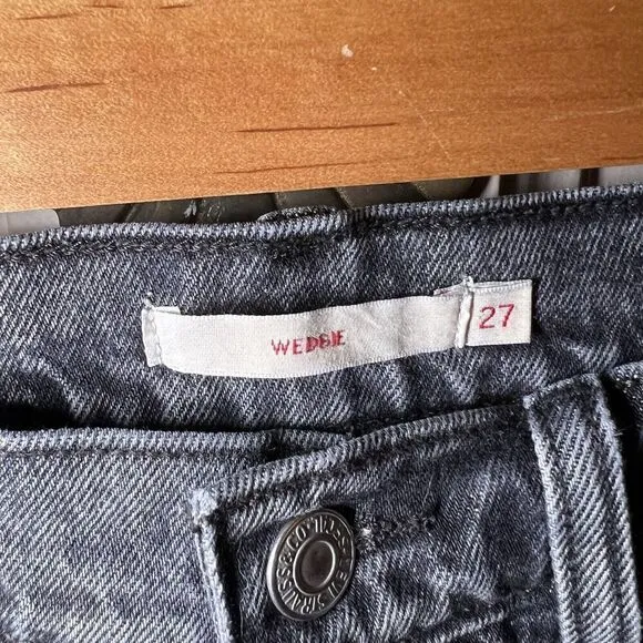 Levi's Premium SZ 27x28 Womens Wedgie Mid Rise Ankle Button Fly Jeans Stretch