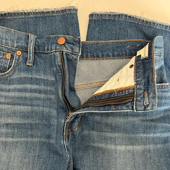 Madewell Wide Leg Crop Jeans Medium Finney Wash Size 29 Distressed Hem