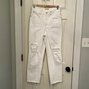Madewell Women’s White Perfect Vintage Straight Jeans  Sz 27 Distressed Raw Hem