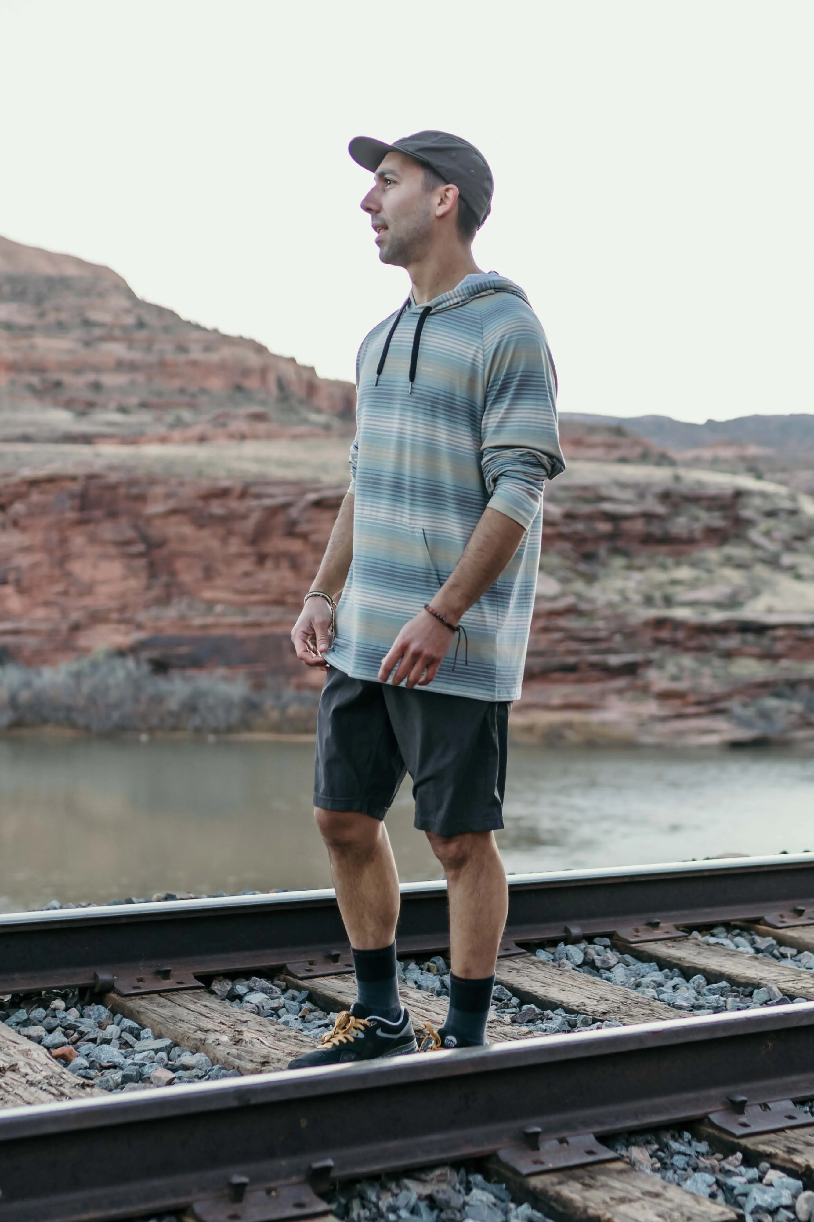 Men's Graphic Traverse Tek Hoodie
