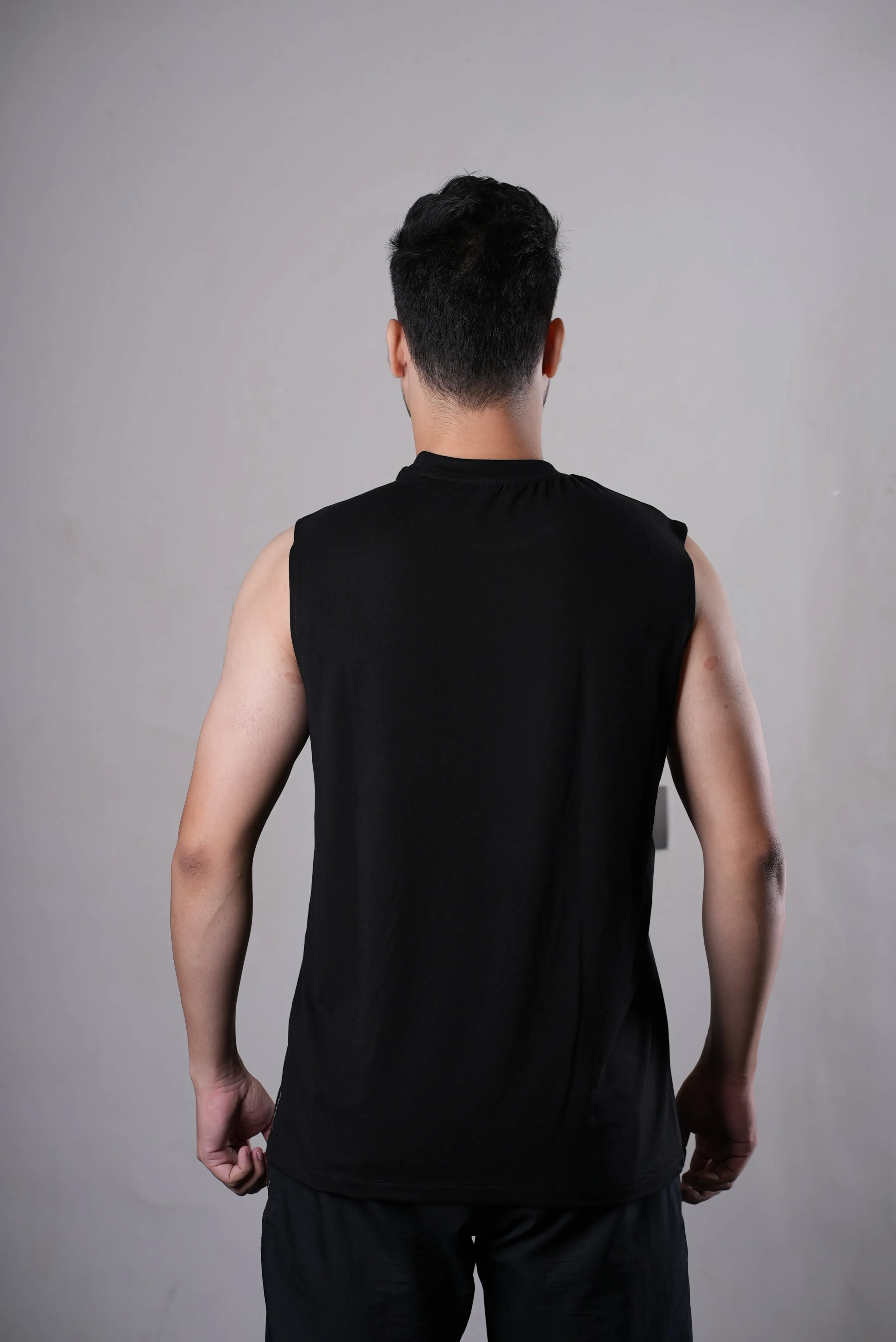 Men's Sleeveless Activewear T-Shirt