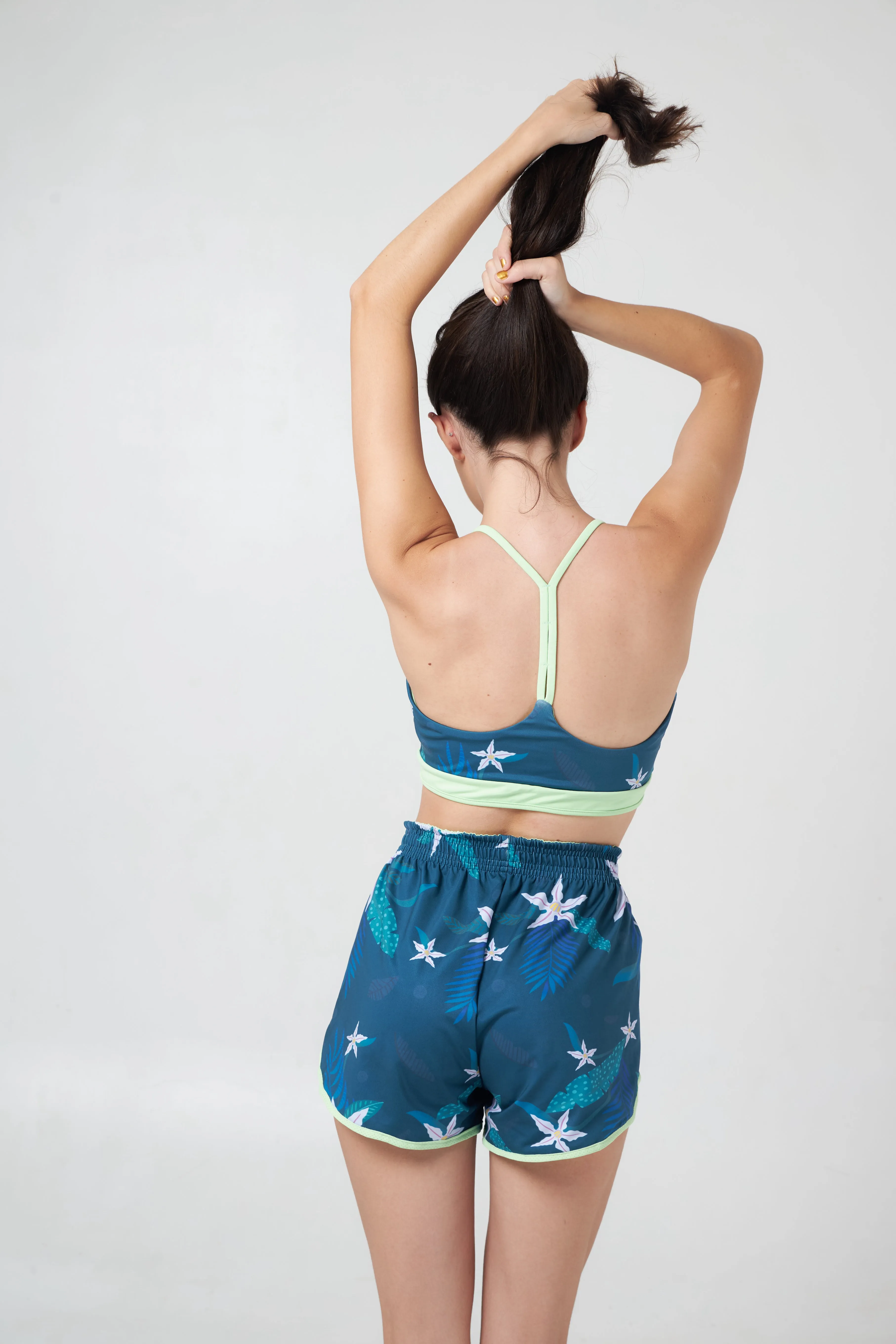Nature Reversible Shorts – Lightweight & Functional