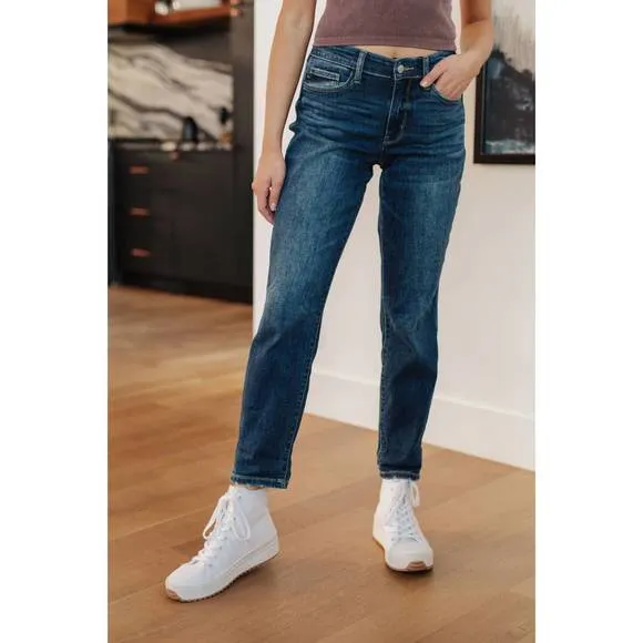 NEW JUDY BLUE midrise cuffed boyfriend jeans in medium wash