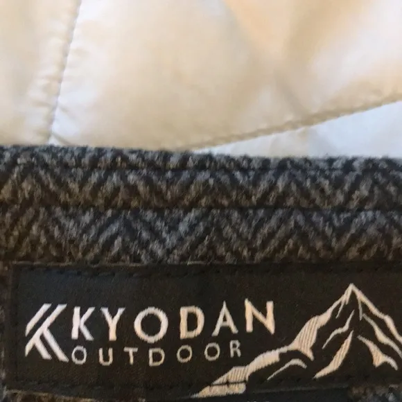 New  KYODAN hybrid puffer skirt zip up &amp; zip pocket! alternatve to Smartwool