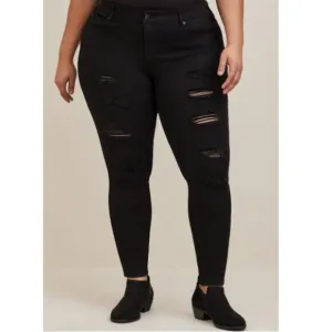 NWOT Torrid Women's Bombshell Skinny Premium Stretch High Rise Destructed Jeans