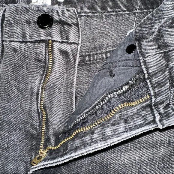 NWT Good‎ American 27 Good Boy Frayed Outseam Washed Black Straight Leg Jeans