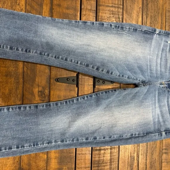 PAIGE Jeans Verdugo Ankle Flo Destructed Light Blue Distressed Denim Jeans 27