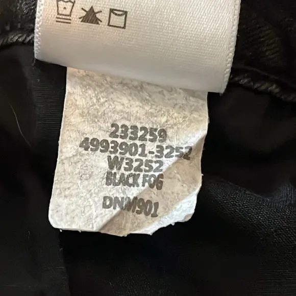 PAIGE Transcend Roxxi Zipper TeethSkinny Jeans in black fog - Size 26