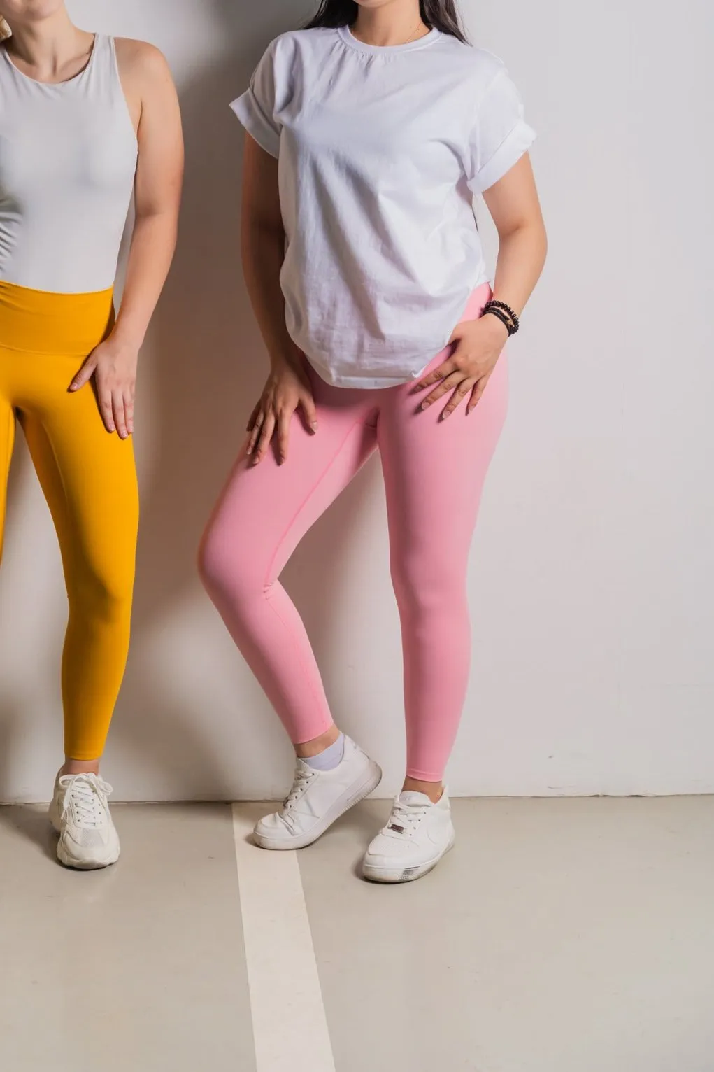 Pink Daisy Buttery Soft Everyday Leggings 25" - Yoga, Workout, Lounge