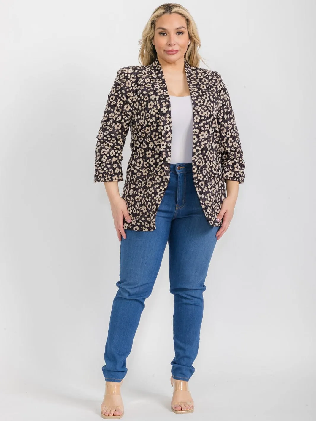PLUS SIZE 3/4 SLEEVE OPEN FRONT FLORAL BLAZER