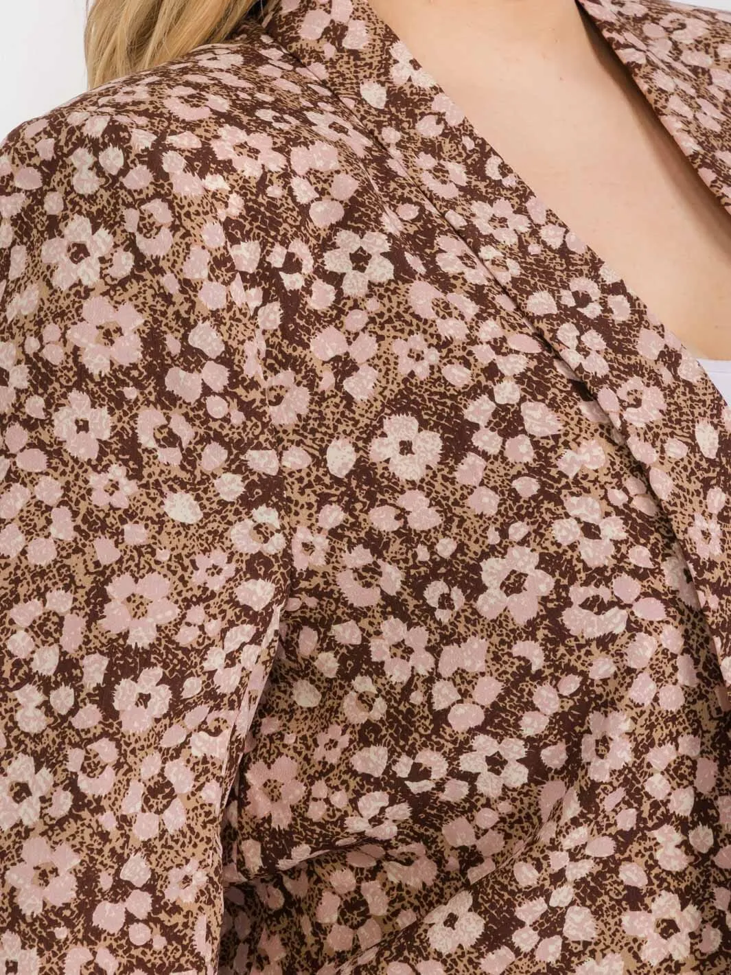 PLUS SIZE 3/4 SLEEVE OPEN FRONT FLORAL BLAZER
