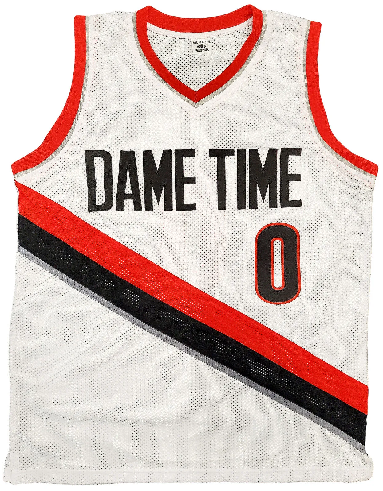 PORTLAND TRAIL BLAZERS DAMIAN LILLARD AUTOGRAPHED WHITE JERSEY BECKETT 195902