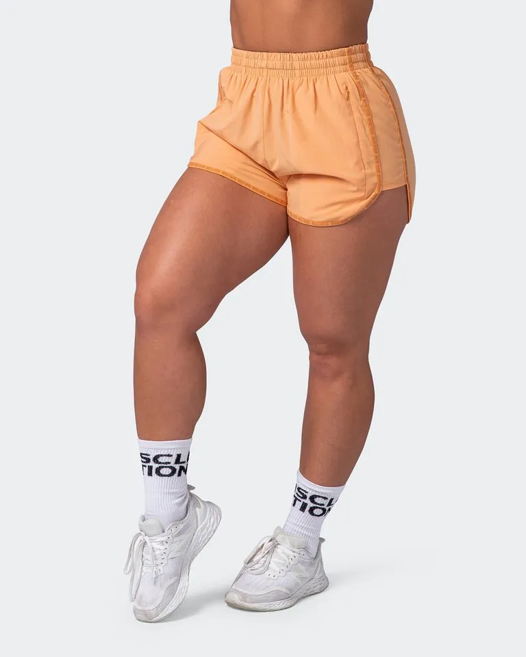 Pump Up Shorts Apricot